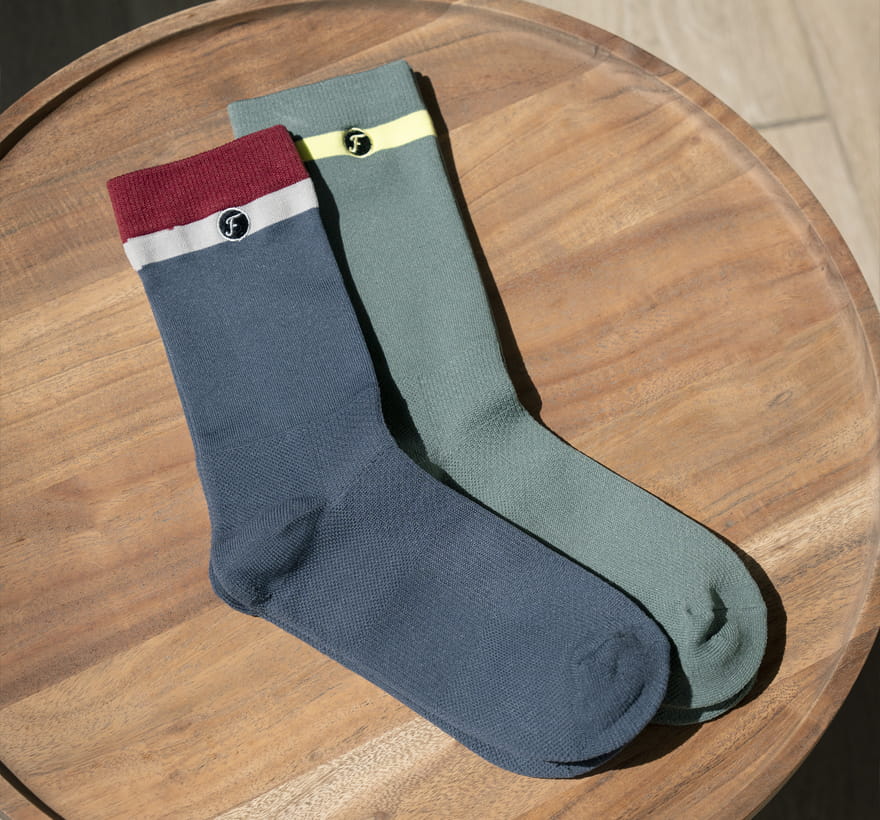 Shop Florsheim accessories featuring the Versa Weave sock.